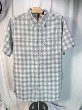 The North Face Men's Seafoam Green Plaid Short-Sleeve Button-Down Utility Shirt